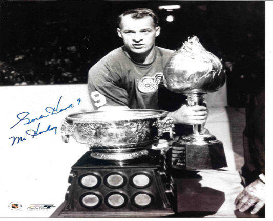 Gordie Howe® Autographed 8X10 Photo