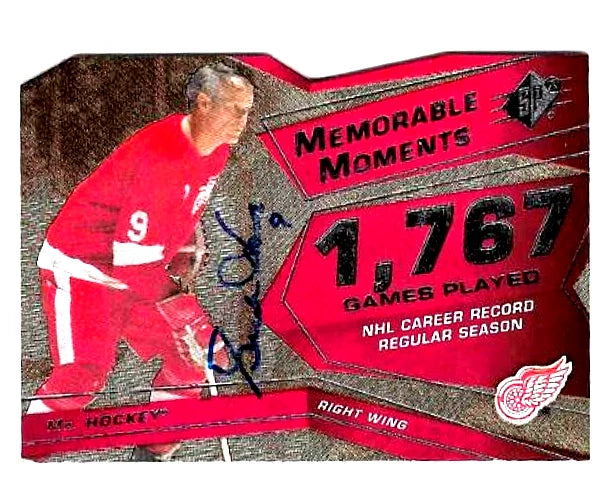 Gordie Howe® Autographed 2008-09 Upper Deck MM-HO SPX Hockey Card