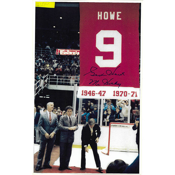 Gordie Howe® Autographed 6.5X11 Photo (Retirement Banner)
